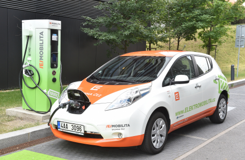 Nissan elektro